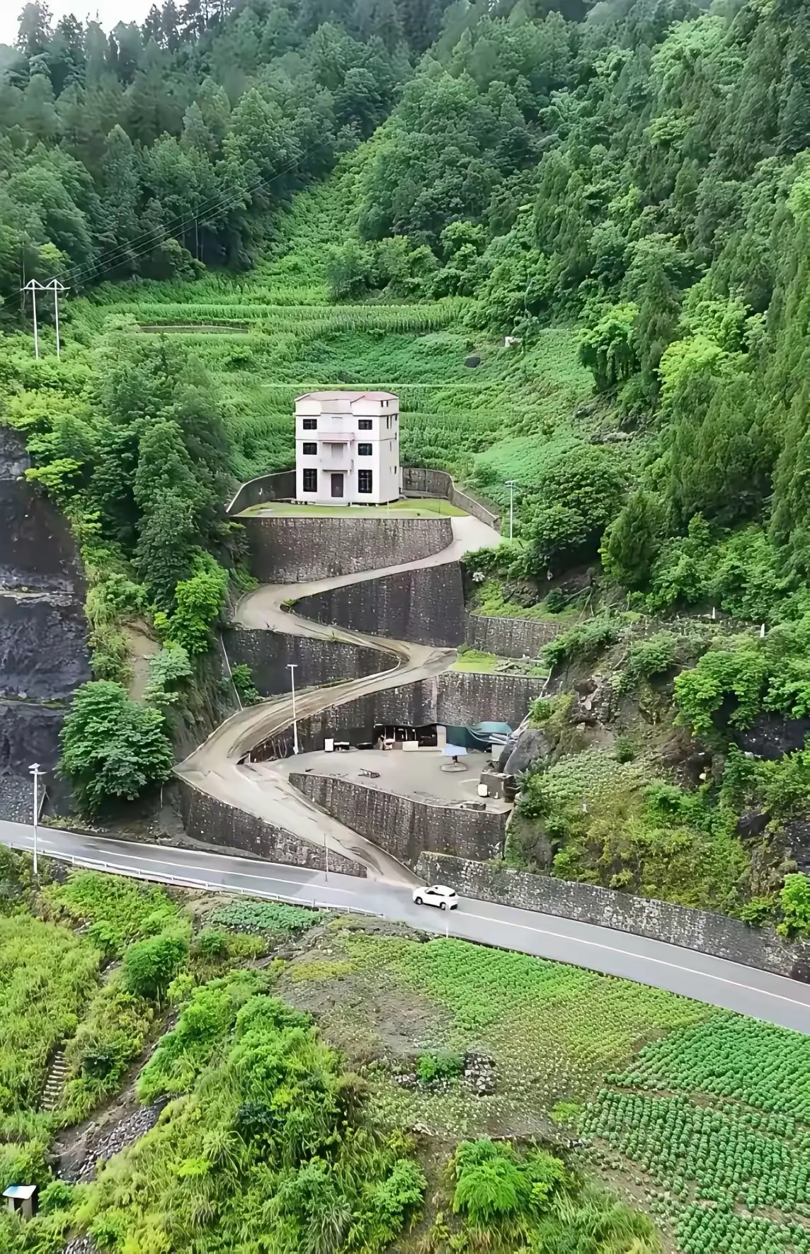 房子好不容易盖完，结果压根不想住这儿啦，猜得到为啥不？