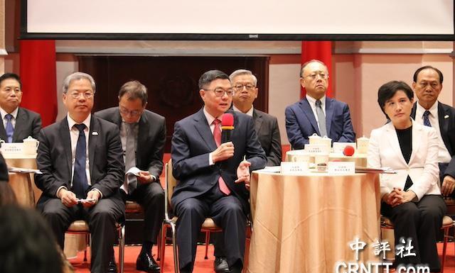 台美关税谈判迟无进展，美国总统特朗普16日又出新招称，来不及谈判，未来两到三周内
