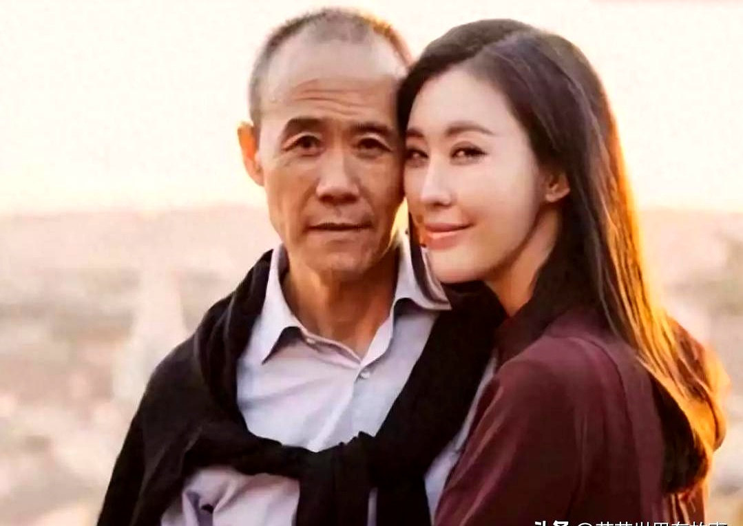 八岁定情，十二岁昭告天下，十八岁走入婚姻殿堂。这听起来像童话故事的开头，对吧？可
