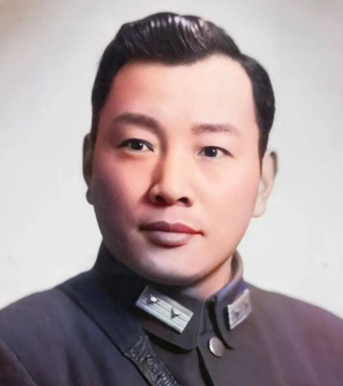 1948年8月初，蒋介石在南京召开军事检讨会，国民党中将宋希濂发言说:“几百万元