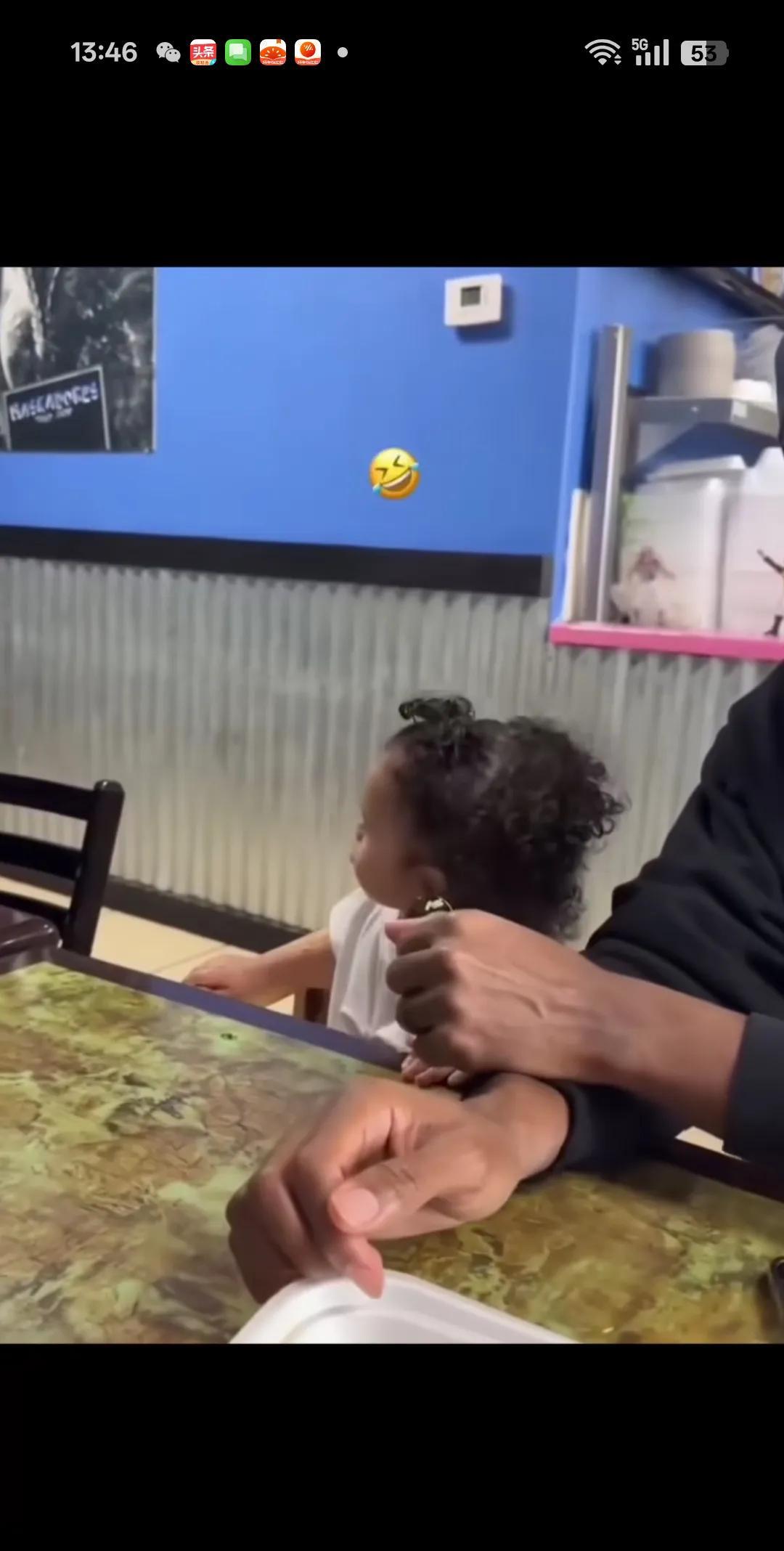 超级奶爸福格上线！
妻子发文心情很失落和沮丧。
这是福格要返回辽宁队了吗？