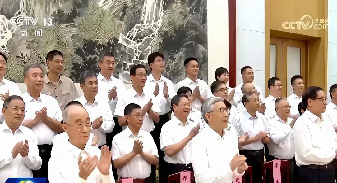 2025年参加北戴河休假的部分专家学者名单如下：
 以国家名义邀请专家人才代表暑