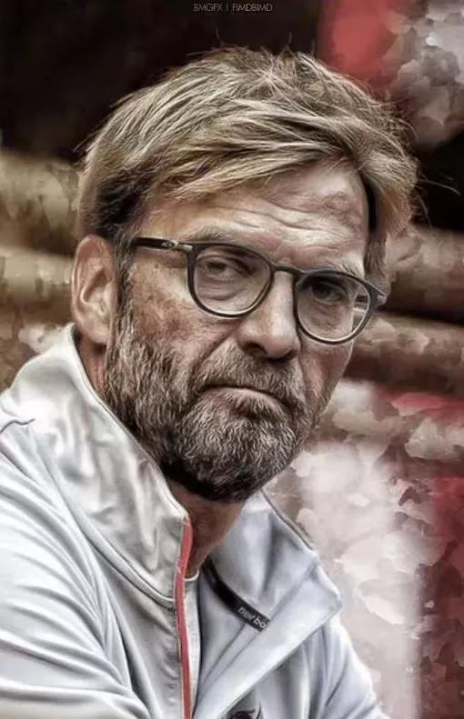 国足选帅另辟蹊径，先定技术总监，再选国足主帅。
据媒体报道，足协总结过去国足选帅