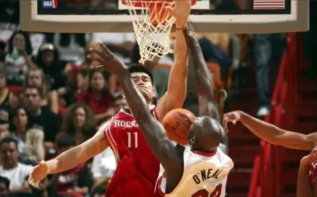美媒：NBA，美国衰落的又一标志？
 据NBA官方统计，今年NBA总决赛第二场，