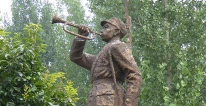 1944年，毛主席问陈毅：李韶九哪里去了？陈毅答：被我毙了！



这简短的对话