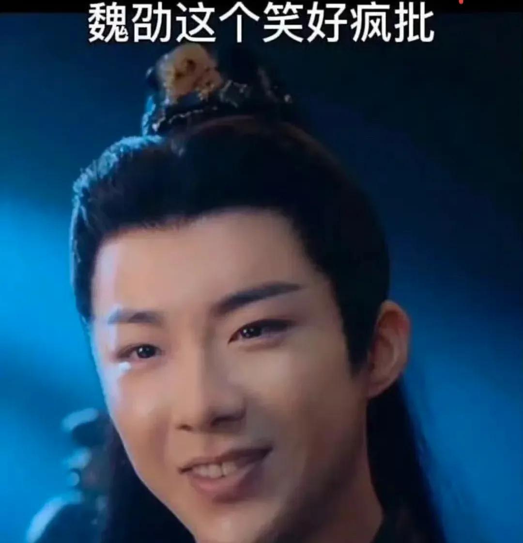 《折腰》观剧热议：古偶演技争议与弹幕狂欢
“能不能不要在演古偶了”——追剧党对《