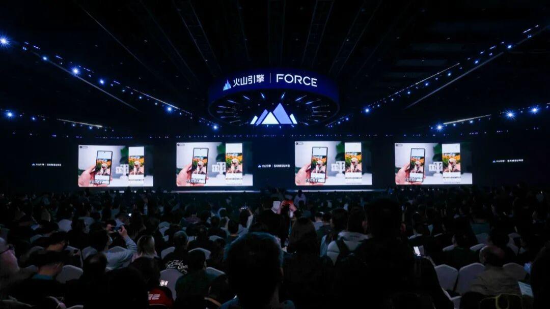 50万亿Tokens背后的AI变局，火山引擎点燃规模化落地“引擎”