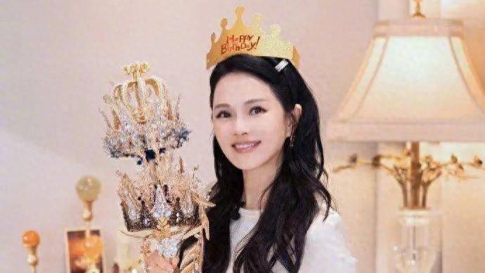 凌晨，57岁伊能静发长文！