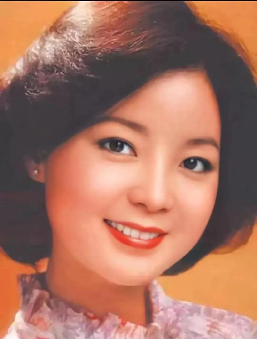 黄仁勋：首先是个中国人而后才是美籍华人。
吴子嘉：我是高雄人，也是浙江人，更是中