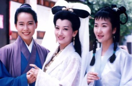 1992年筹拍《新白娘子传奇》时，男主角“许仙”一角，片方当时中意林青霞，不料橄