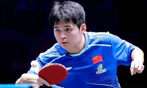 随着林诗栋3-4不敌林德，WTT澳门赛截止目前，出局的5位世界冠军如下[笑哭]