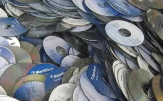 小时候流行的DVD光盘, 是怎么被淘汰的? 为何现在一直有人回收?