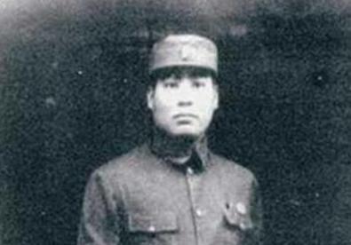 1941年，国军少将陈中柱被日军砍下头颅后，王志芳带着6岁的幼女来到日军军营：“
