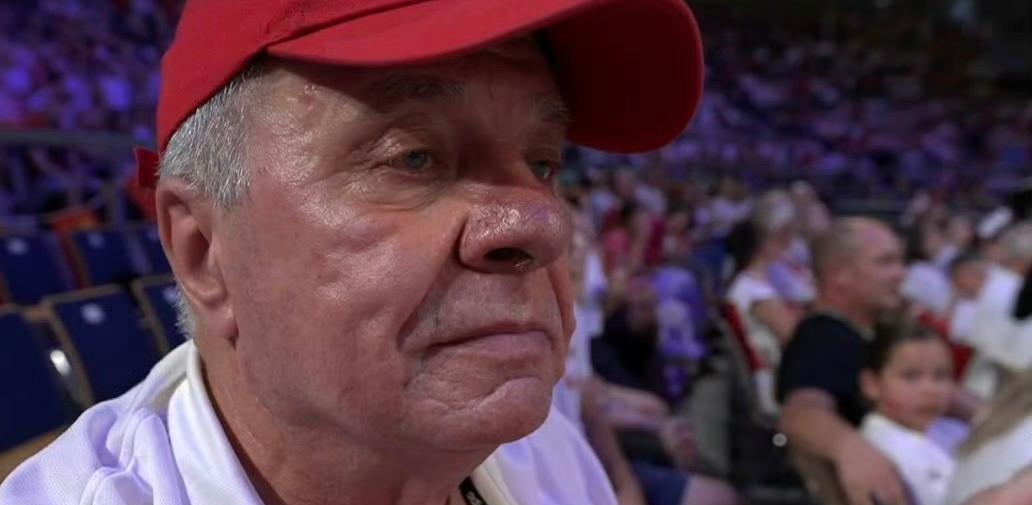 关键分5连跪，又被逆转！
看得我心脏跟着抽了三下。
北京站收官，中国队2-3输给