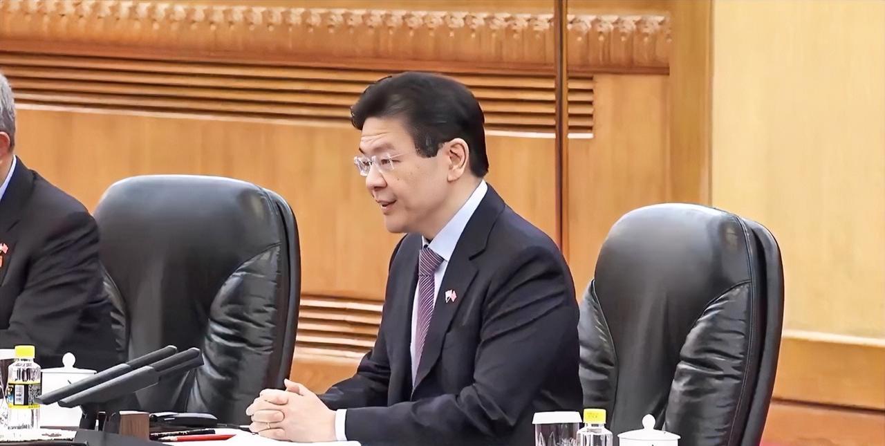 中国和新加坡谈妥了
6月24日上午，中国在北京会见来华进行访问的新加坡总理黄循财