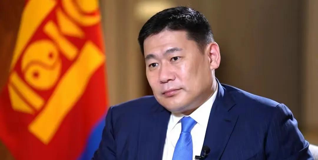 蒙古总理抵挡不住凶涌民意将进行信任投票
 据路透社5月27日消息，因为总理奥云额