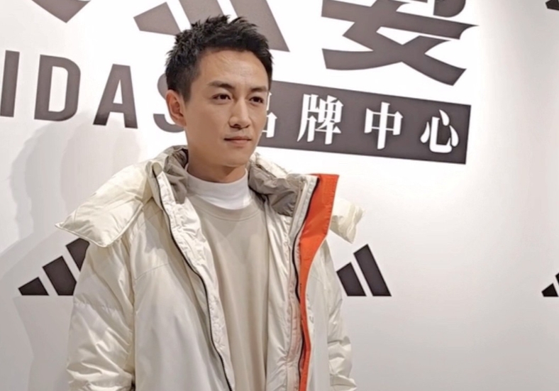 为什么作为上海人，本人会觉得陈晓这个人过于阴鸷刻毒呢？

因为陈妍希老爸去年亡故