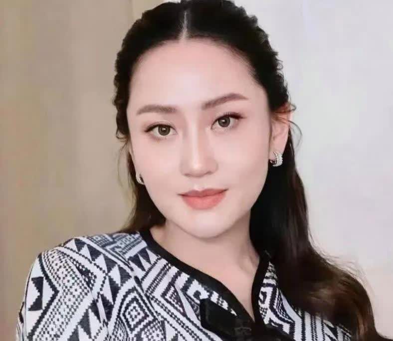 泰王现身支持，佩通坦面临 137 页弹劾挑战