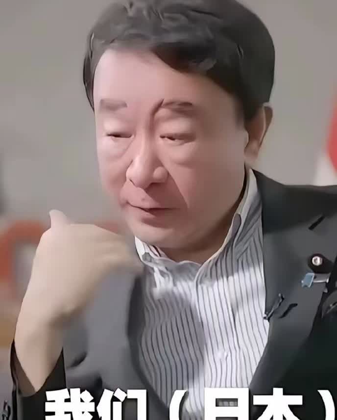 日本右翼分子抬头，军国主义复燃，如果在中国强大的时候，不加制止，日本将来一定会给