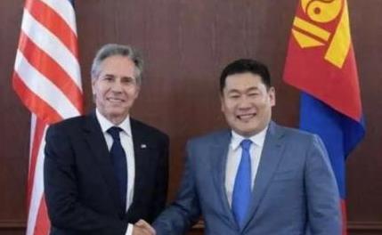之前美国一声令下，蒙古便立刻完成十万吨稀土采矿目标，作为老美曾经制约中国的“得力