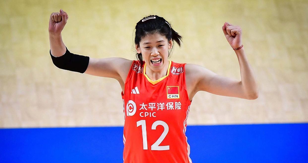 中国女排漳州集训大名单，发生3大改变[鲜花]

据可靠消息，李盈莹已奔赴漳州，跟