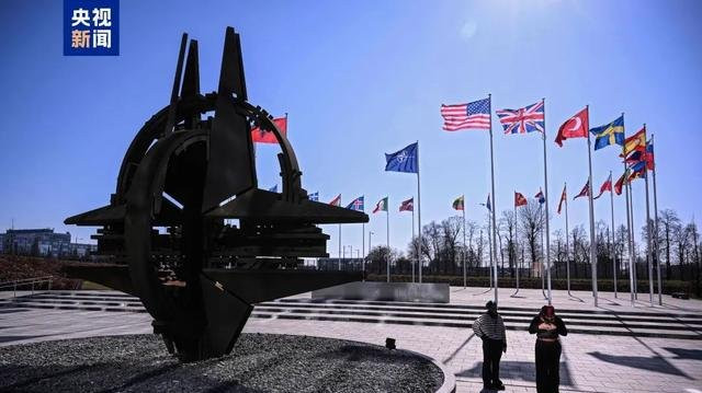 数百名俄特种兵钻天然气管道突袭乌方！细节曝光：俄军携氧气瓶爬15公里，有多人中毒