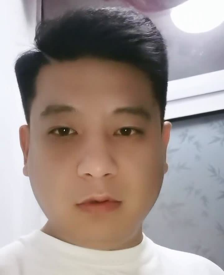 比亚迪山东经销商爆雷，说实话这事跟比亚迪没有什么关系。一个经销商爆雷很正常的事，