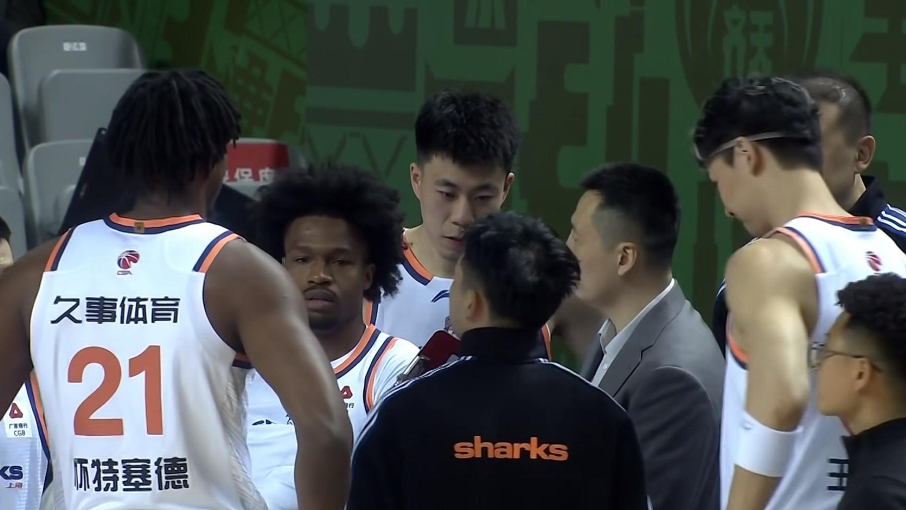 CBA出现大黑马！