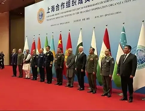 印度对于空战仍耿耿于怀拒绝在上合防长会议的联合声明上签字
 据《印度时报》6月2