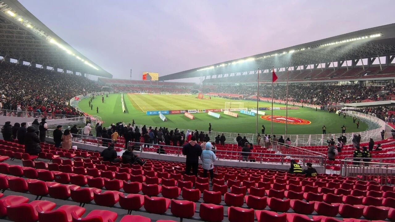 疯了！中甲冠军冬窗狂签16人，辽宁铁人砸千万欧元变身中超新贵