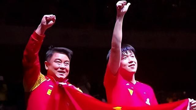 国乒合照孙颖莎C位！王励勤高度肯定王楚钦、蒯曼