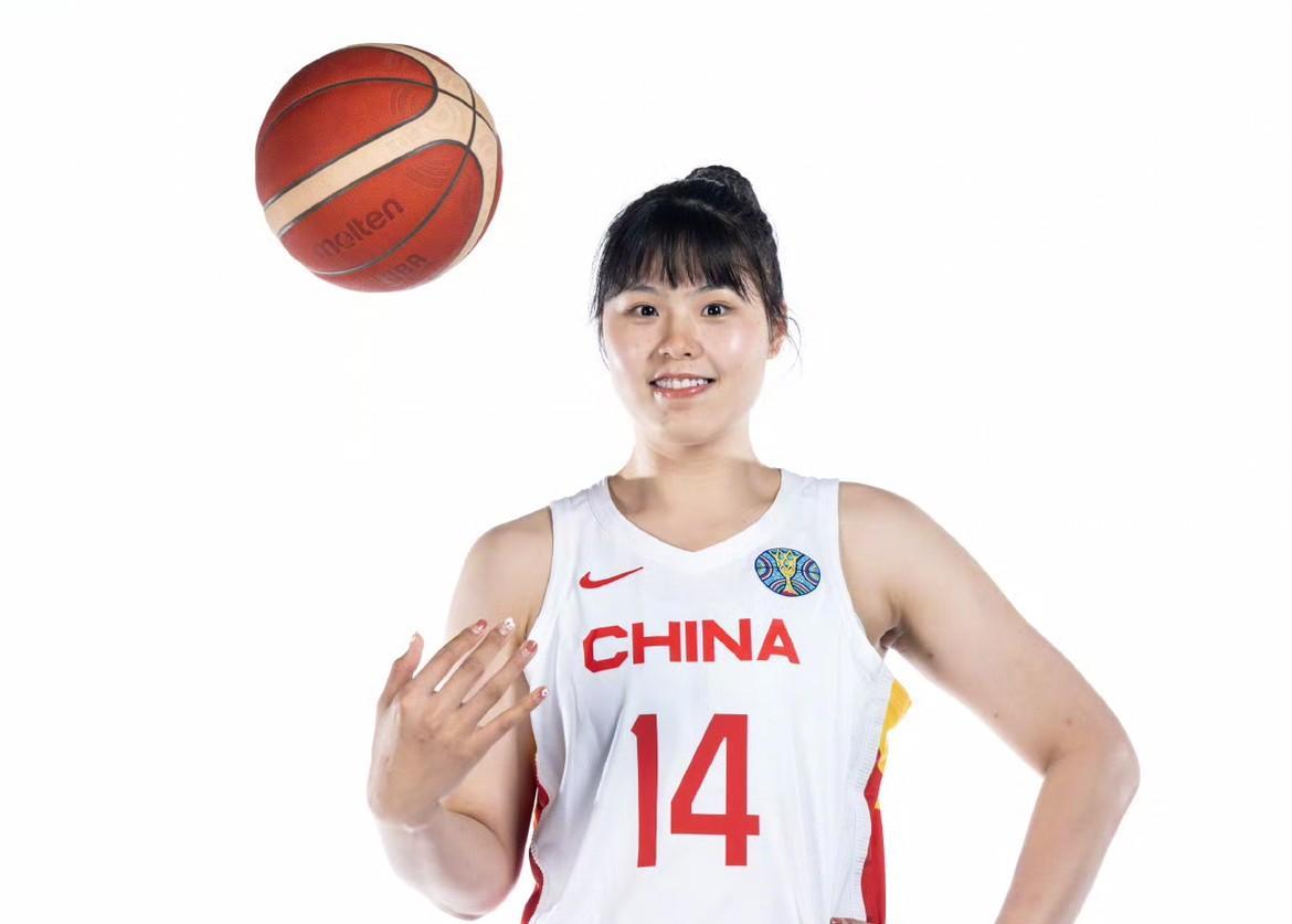 三分命中率百分百，助新东家战胜老东家
#WNBA##李月汝#