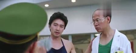 主持人问吴镇宇：演艺圈里谁的演技最好？

吴镇宇却说：这还用问吗？当然是周星
