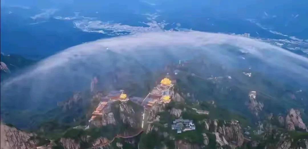 老君山为啥不对国外游客开放？因为那里有只有中国人知道的秘密？其实那是一段每个中国