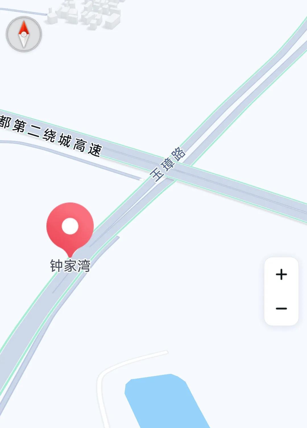 广汉玉璋路在二绕的下方道路太爱积水了，以至于稍微大点雨，下方可以直接养鱼了。一旦