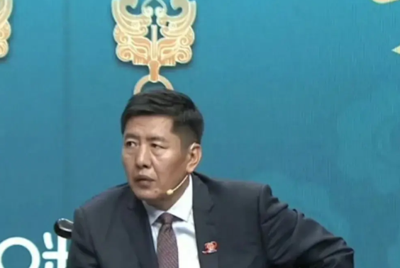 浙江男篮引进丁伟，仅仅一天这支队伍就被烙上了这三大“丁团长篮球”的印记！
第一，