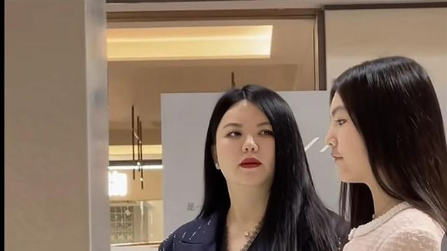 李湘带女儿王诗龄喜提爱车啦 李湘对王诗龄的宠爱用时间得到了印证
