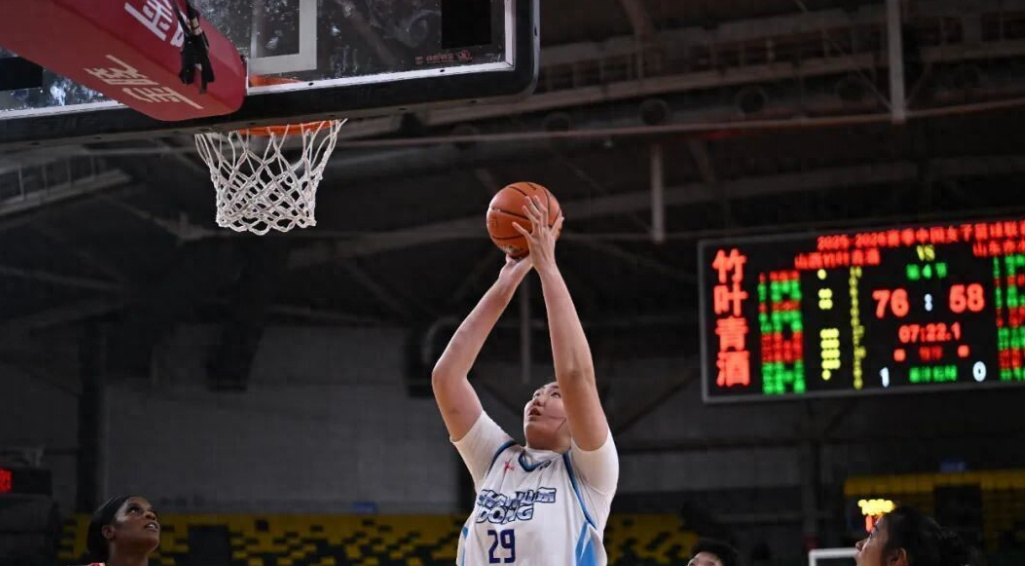 1月7日晚，WCBA常规赛A组第13轮对决在山西主场收官，山东赤水河酒女篮客场挑