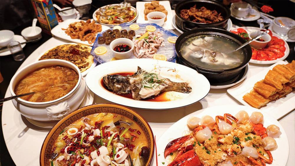 厦门必吃大排档！海鲜现捞现做，煎蟹香炸