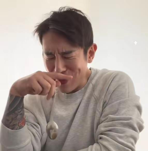 一个靠夸张吃饭表情在咱这儿爆火的韩国“霸总”，刚来中国捞金一个多月，人设就碎了一