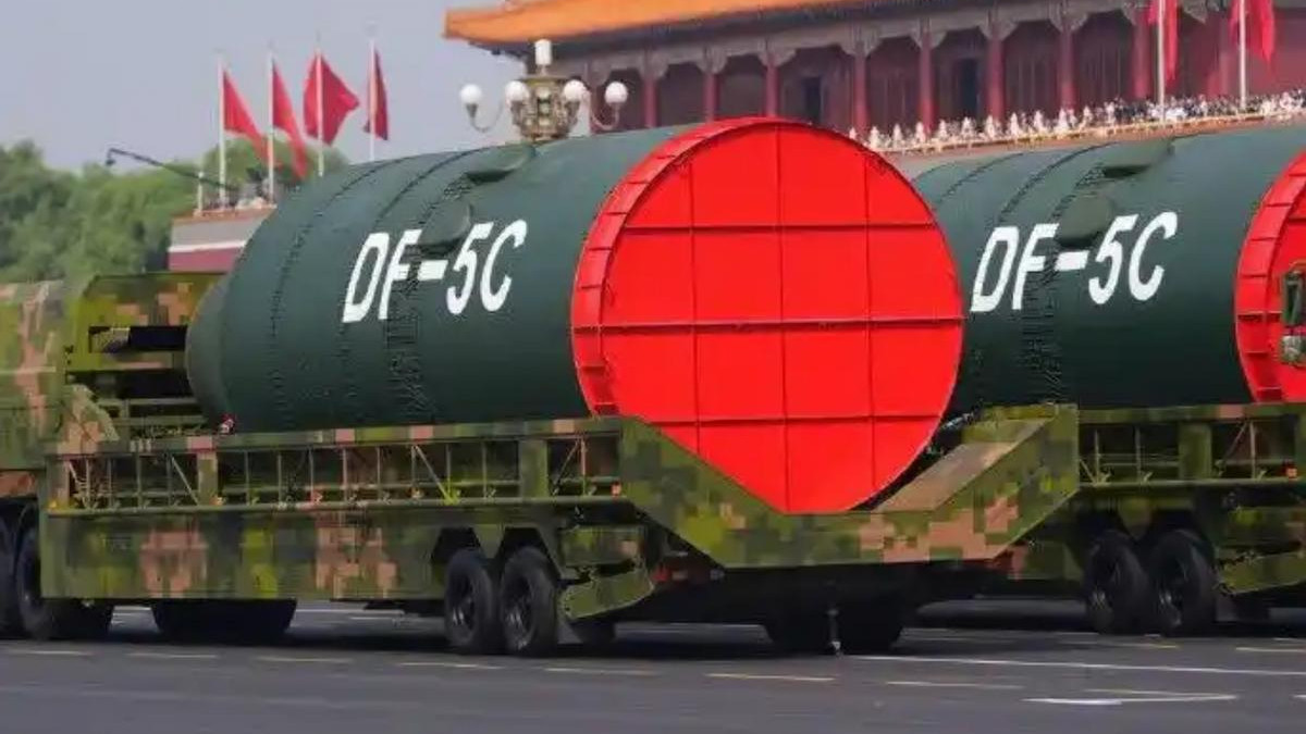 东风5C看着“又老又笨”，为什么不能淘汰？美军最怕的就是它