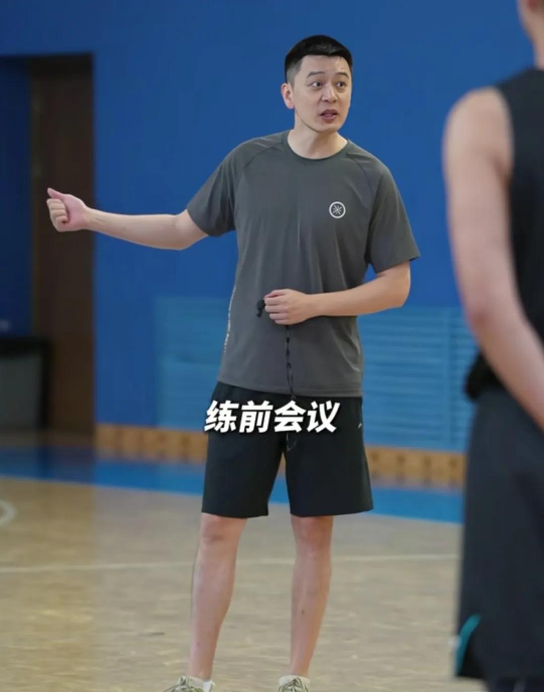 今日辽篮新闻汇总如下:
2. 中国男篮获亚洲杯亚军，赵继伟赛后称“胜利者”并打满