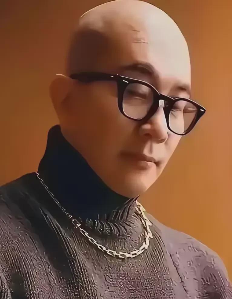     具俊晔这回真是摊上大事儿了！三年前靠着大S一句情绪稳定老具愣是从过气艺人