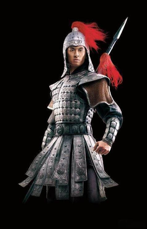 古代士兵盔甲有多重？能灵活作战吗？
古代士兵盔甲有多重？能灵活作战吗？这事不少人