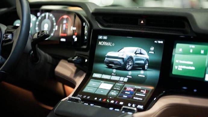 全新卡宴系列来了，这才是保时捷“巅峰颜值”，真帅！