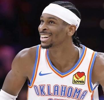 亚历山大狂砍51分，雷霆主场险胜大残阵火箭，NBA常规赛，雷霆主场迎战火箭，这场