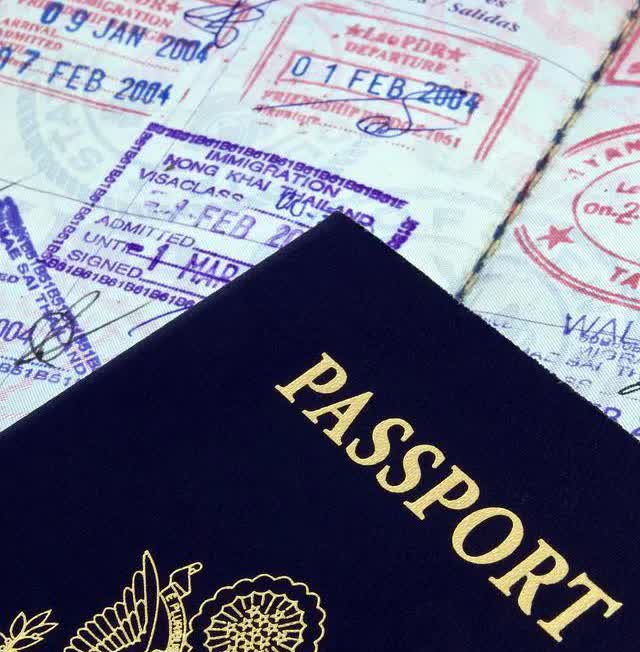 特朗普又出馊点子
特朗普又出了一个搞钱的新办法:前往美国的旅客必须支付250美