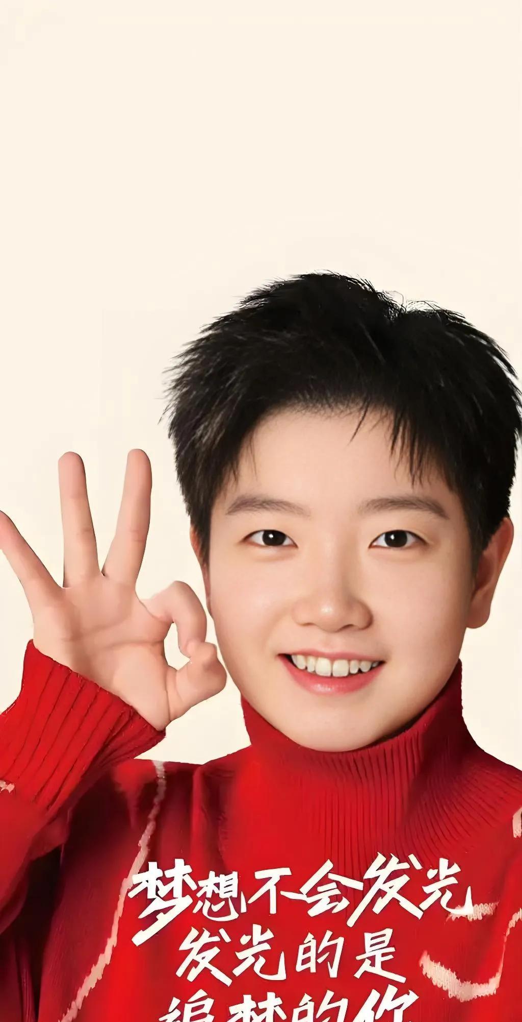 一个00后乒乓少女的崛起之魅力！
回望东京奥运会，
当日本组合举起混双金牌的那一