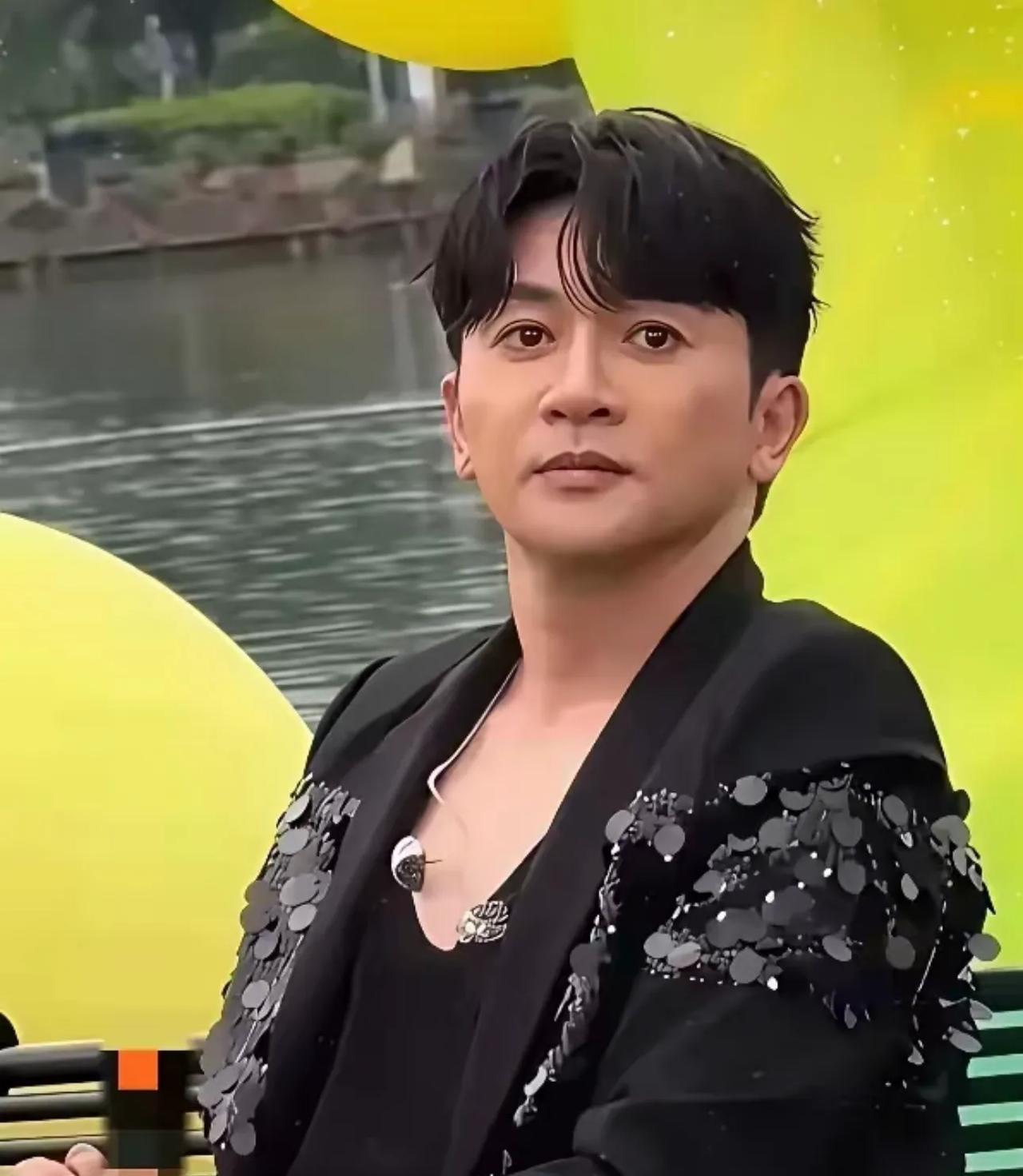这两个苏有朋你更喜欢哪个？
#苏有朋#