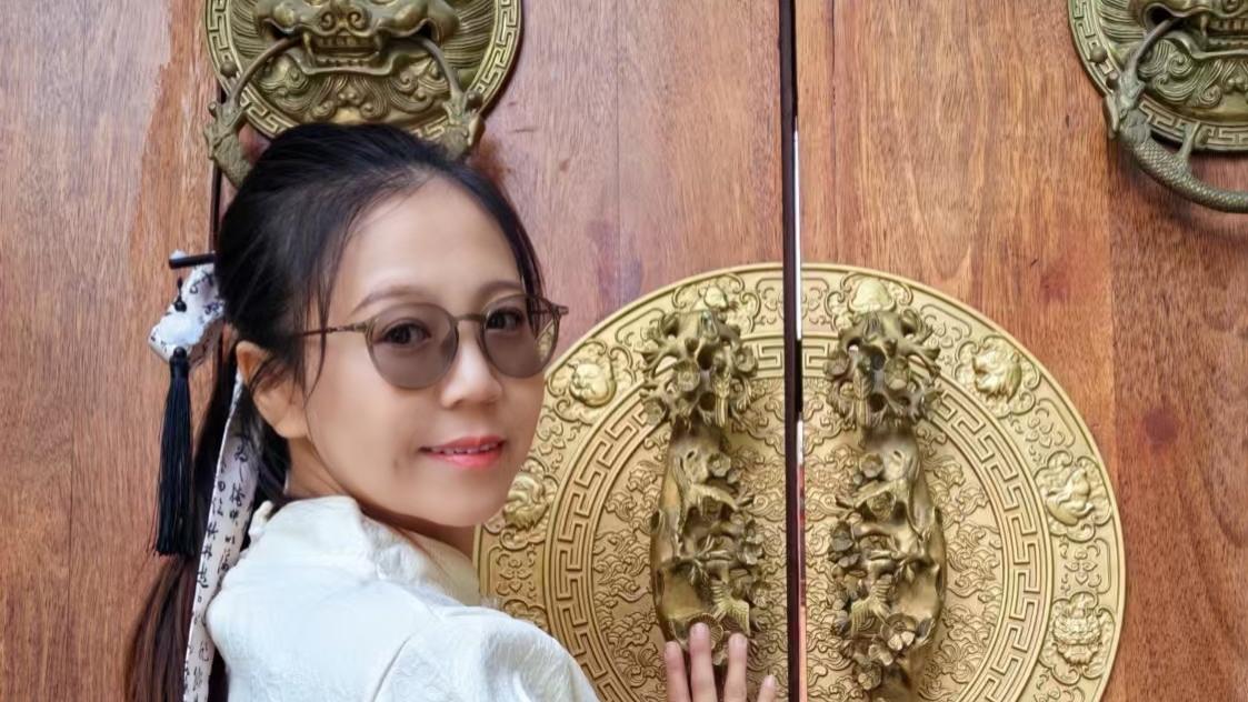 画家华岚（杨静），写实与写意里连接东、西方水墨的传奇